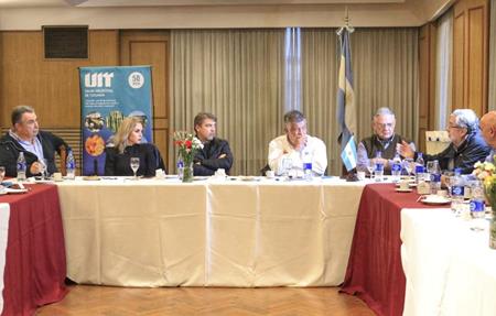 La UIT junto con UniNoa recibieron a los Gobernadores del norte grande en Tucumán