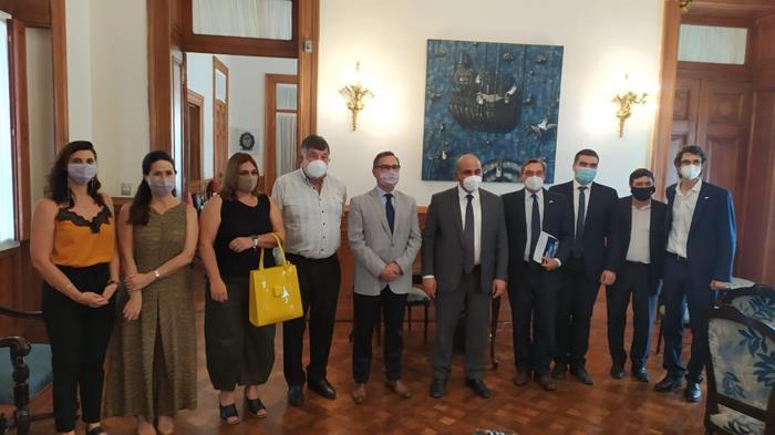 El Gobernador de la Provincia recibió a la UIT y al INTI